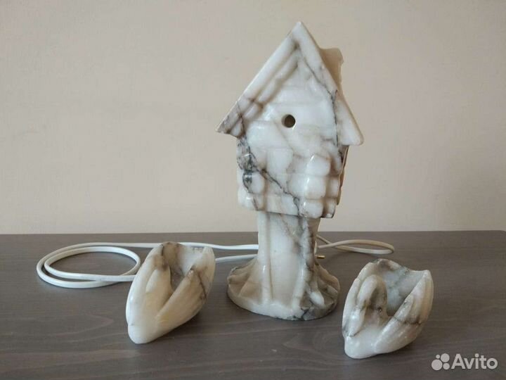 Ночник из камня избушка и лебеди