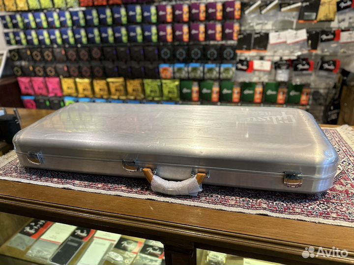 Алюминиевый кейс Gibson SG