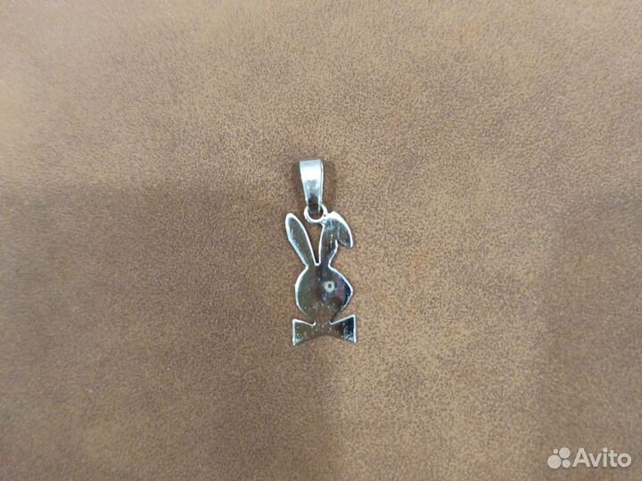 Подвеска с бриллиантом