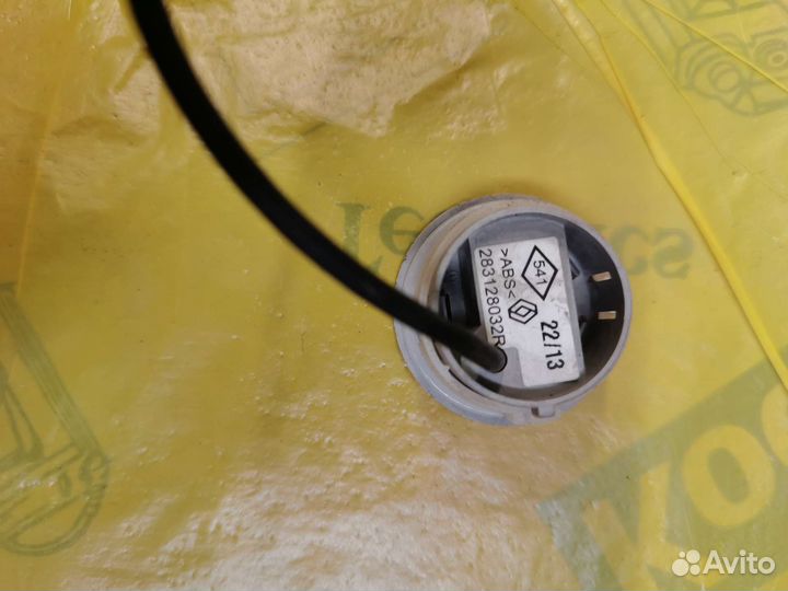 LADA largus микрофон