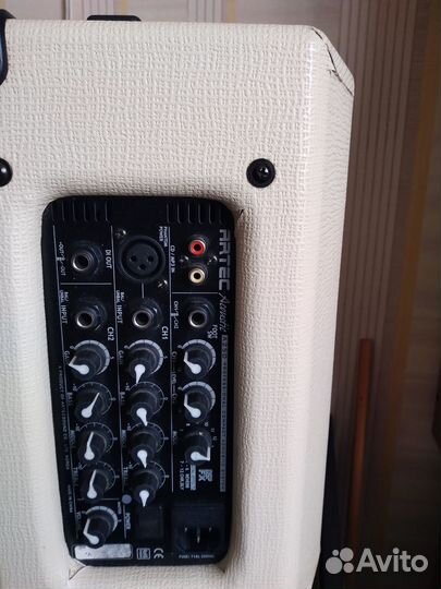 Гитарный комбоусилитель artec A25D