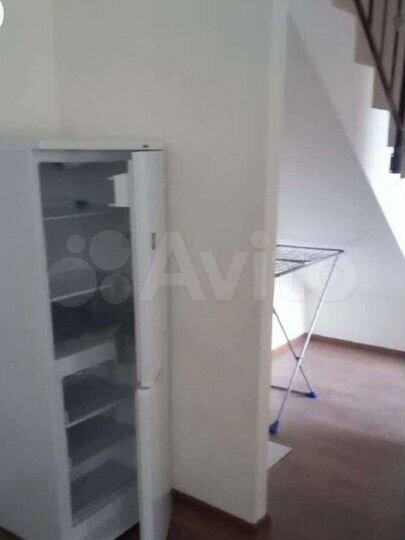 3-к. квартира, 81 м², 1/2 эт.