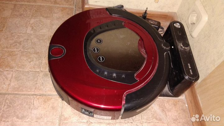 Продается робот пылесос Xrobot-5005