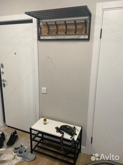 Вешалка с крючками