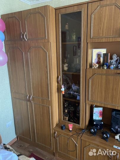 Продаю стенку в идеале