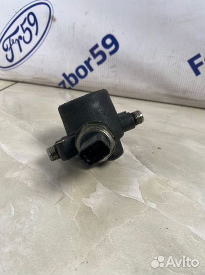 Рампа топливная Ford Focus 2 CB4 1.8 (kkda) 2007