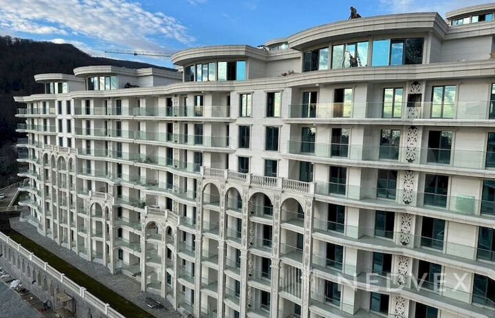 3-к. квартира, 83 м², 2/9 эт.