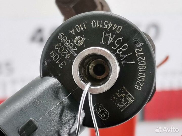 Форсунка Renault Megane рест. 2002 8200100272