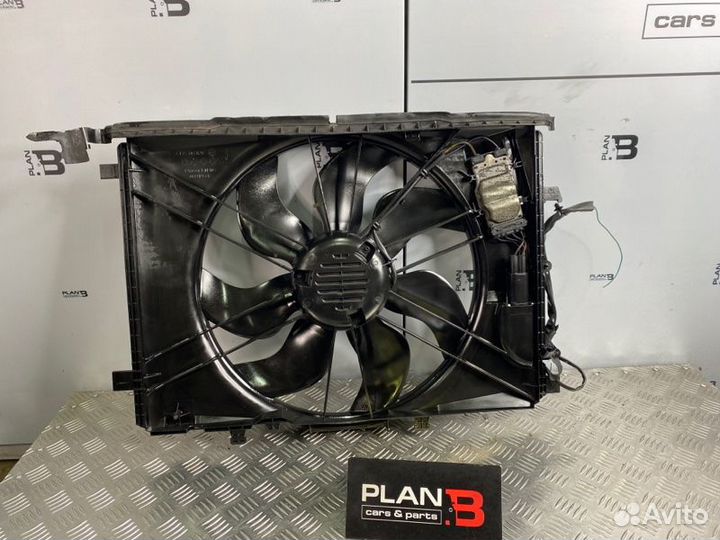 Вентилятор охлаждения радиатора Mercedes-Benz C