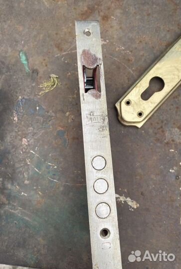 Замок врезной и ручки