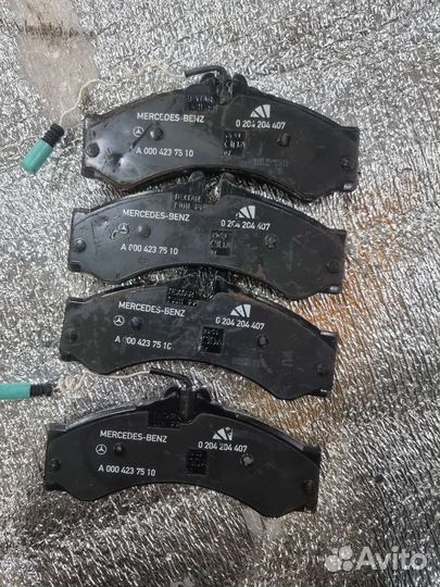 Тормозные колодки Mercedes-Sprinter