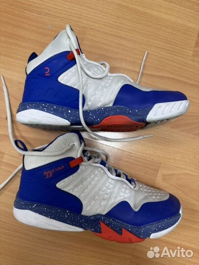 Баскетбольные кроссовки детские