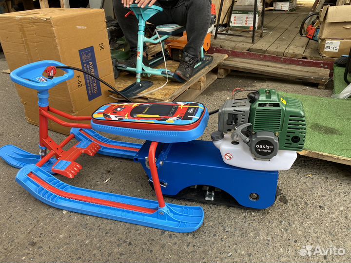 Детский снегокат