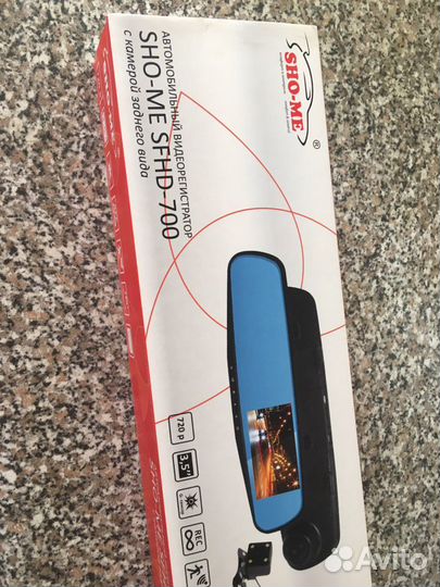 Видеорегистратор с камерой заднего вида