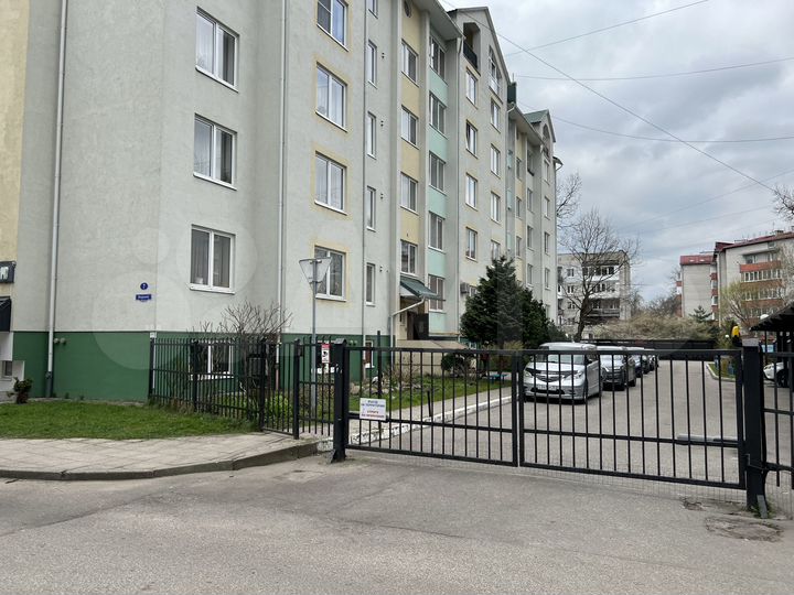 2-к. квартира, 72,4 м², 1/5 эт.