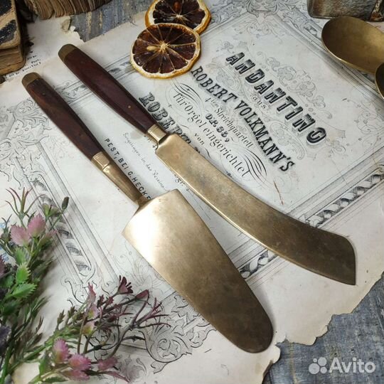 Антиквариат из Европы. Столовые приборы, латунь