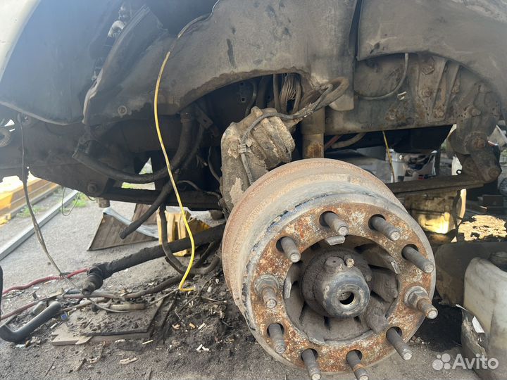 Запчасти на freightliner