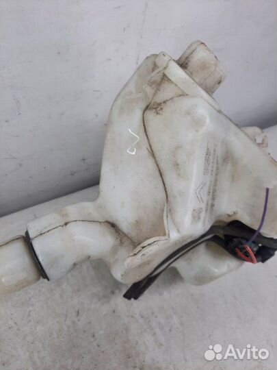 Бачок омывателя Peugeot 207 хэтчбэк 3 дв. 1.4 KFU