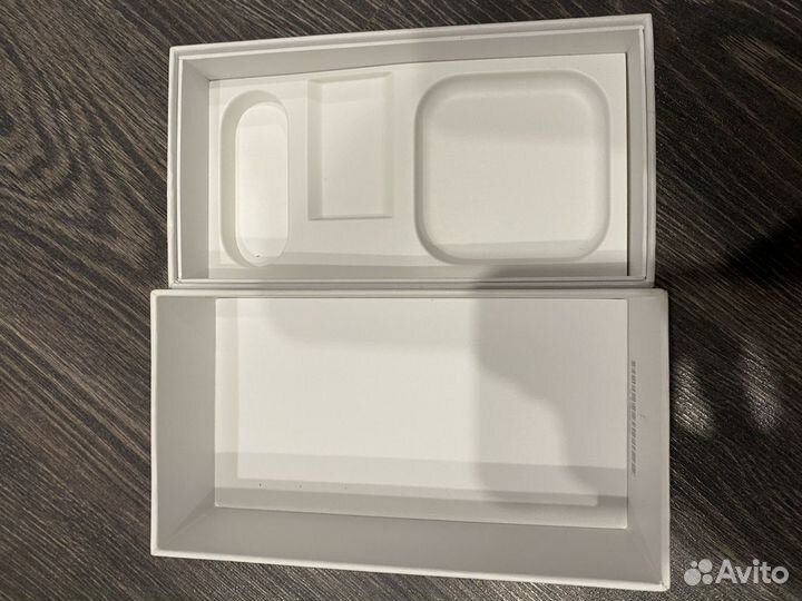 Коробка от iPhone 6