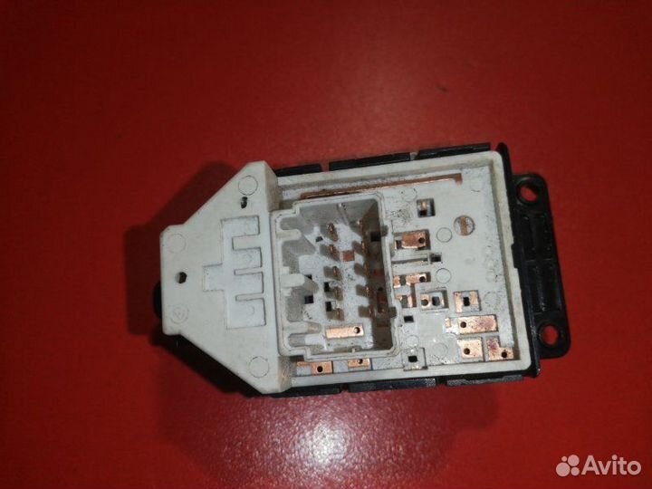 Блок управления зеркалами передний левый Hyundai