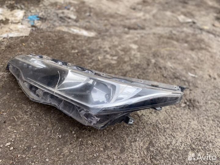 Фара toyota corolla