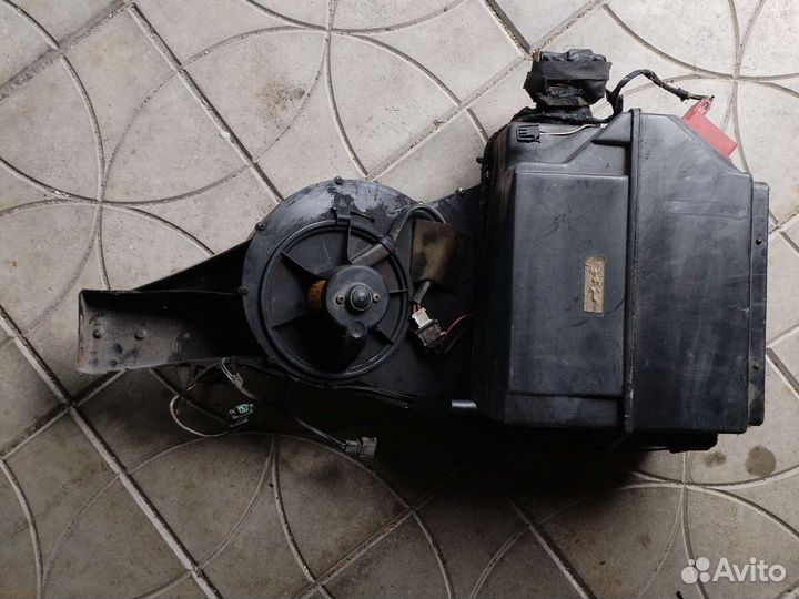 Корпус заднего испарителя на Фольксваген Т-4