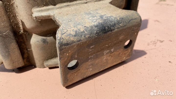 Подушка АКПП Mitsubishi Pajero sport 2