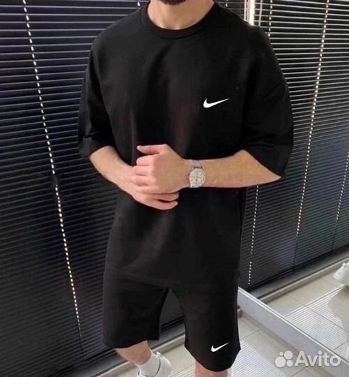 Мужской костюм оверсайз