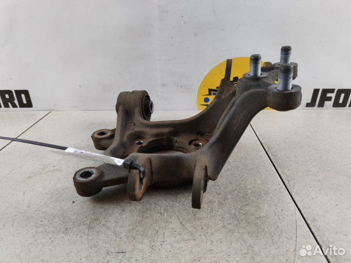 Кулак поворотный задний правый Hyundai Tucson TL