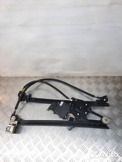 Стеклоподъемник электрический передний правый