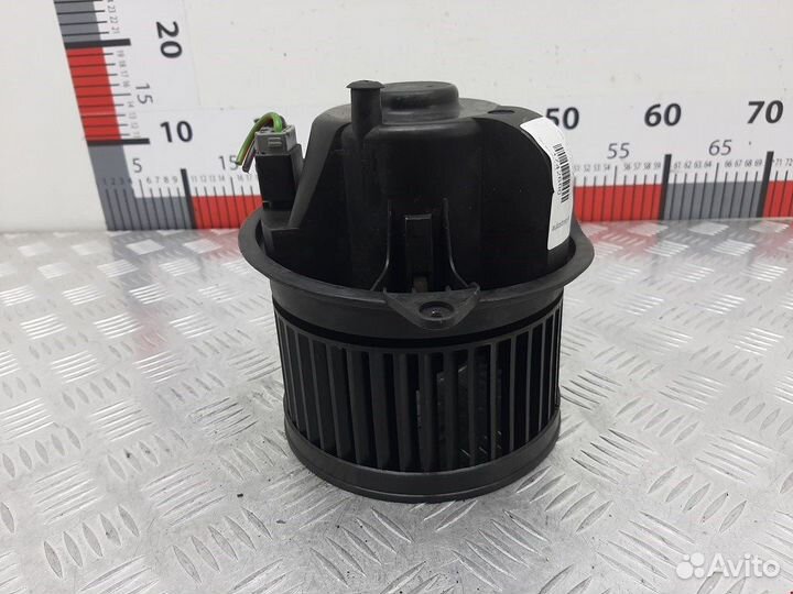 Моторчик печки для Ford Mondeo 3 1111936