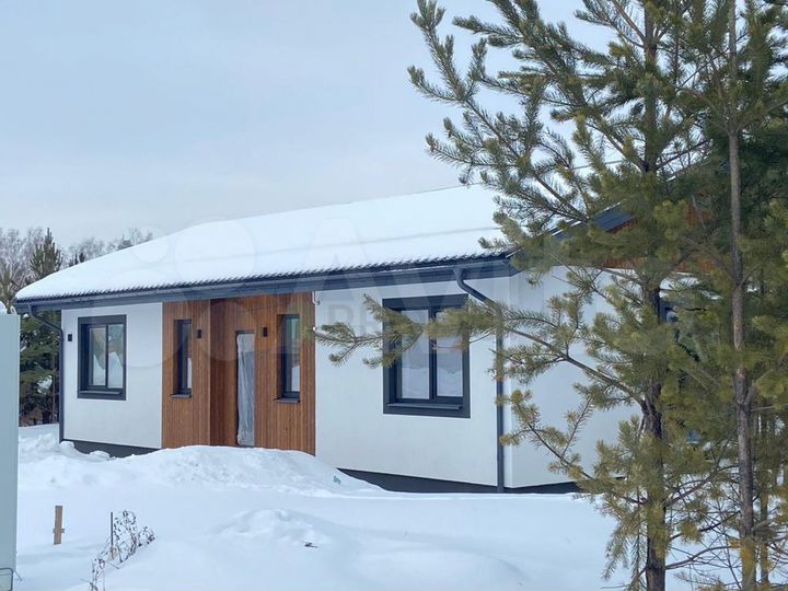 Коттедж 110 м² на участке 9 сот.