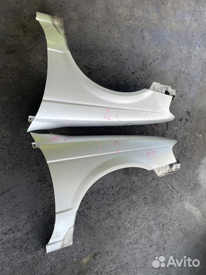 Крыло перед право c Nissan Sunny FB15 QG15DE