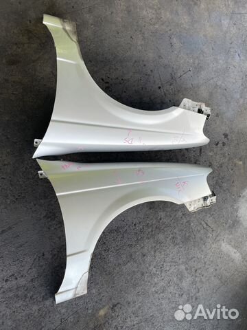 Крыло перед право c Nissan Sunny FB15 QG15DE