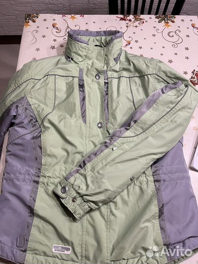 Горнолыжная куртка женская 42 44