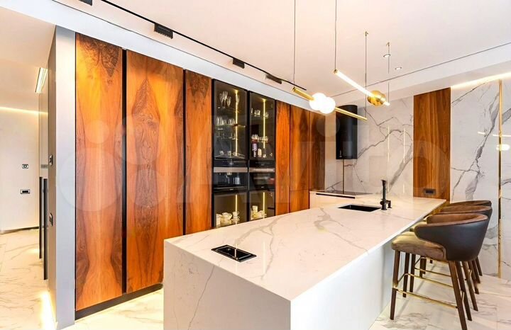 2-к. квартира, 95 м², 22/25 эт.