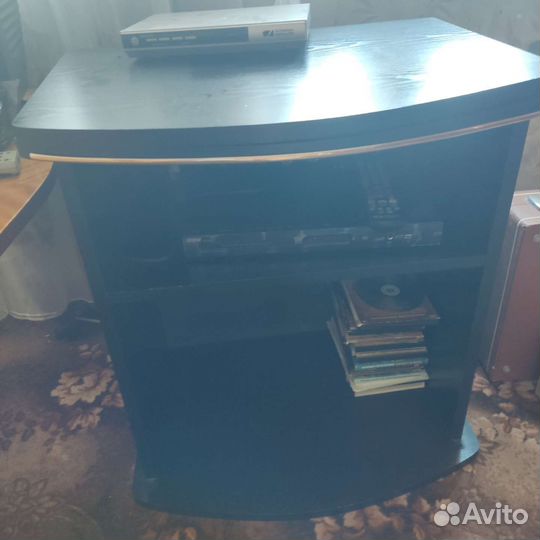 Тумба под телевизор