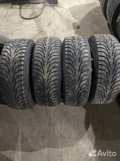 Yokohama A008 235/60 R18 26L