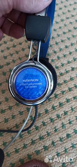 Наушники с микрофоном