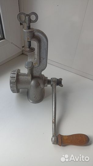 Мясорубка ручная