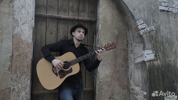 Преподаватель по гитаре и бас-гитаре