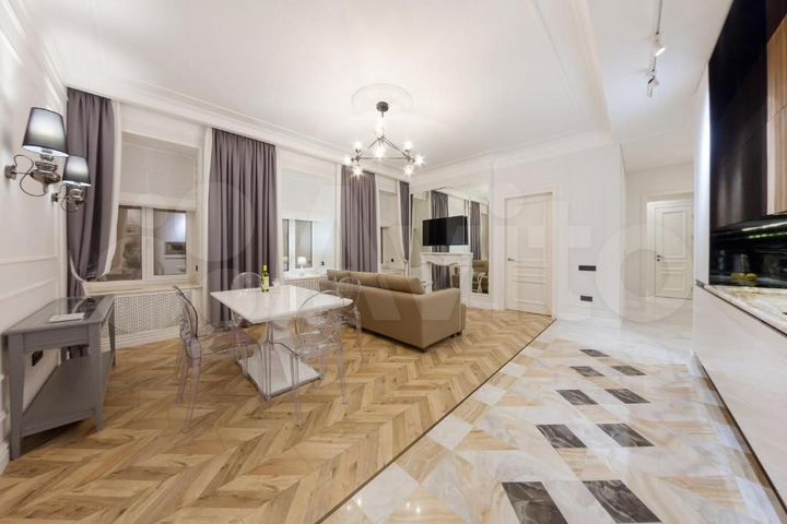 3-к. квартира, 80 м², 1/5 эт.