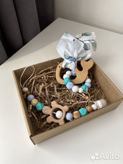 Держатель для соки и грызунок для малыша