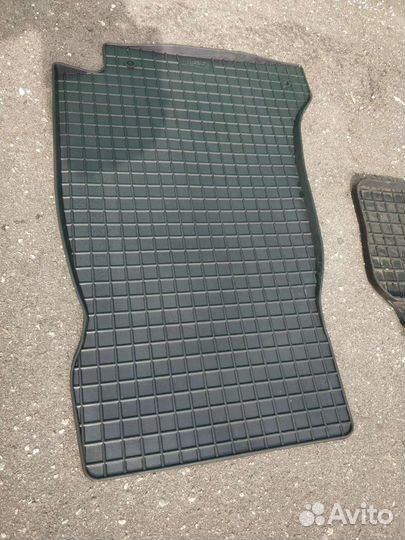 Коврики резиновые для Mercedes E-Class W213