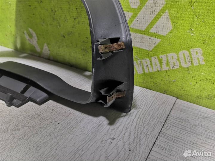 Накладка (кузов внутри) Шкода Октавия А4