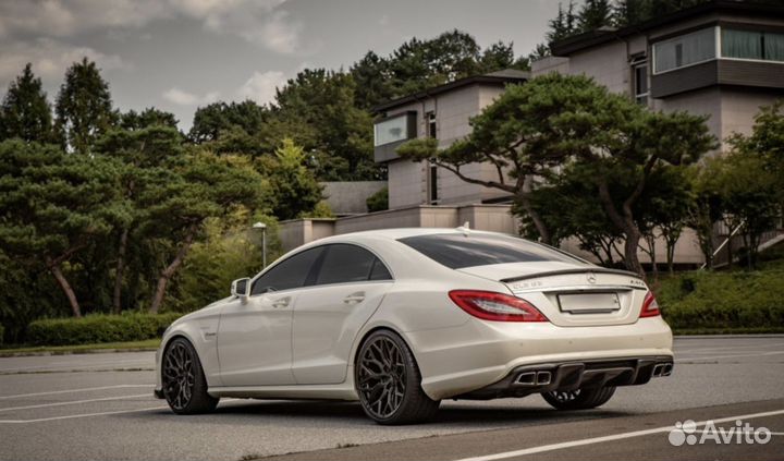 Кованые диски в стиле Vossen для Mercedes CLS R20