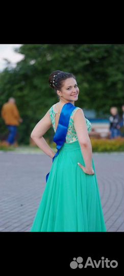 Платье вечернее