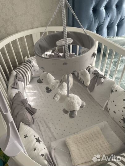 Мобиль на детскую кроватку