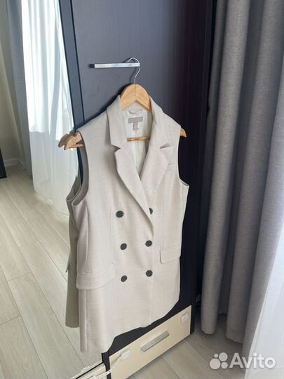 Жилет женский HM