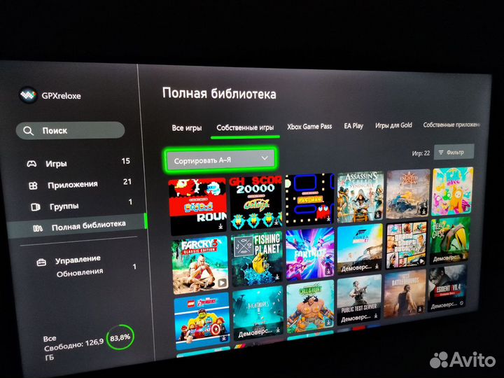 Xbox One 1TB, два геймпада + 400 игр